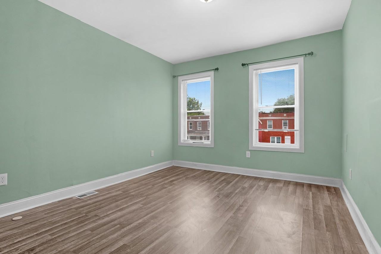 3003 W Garrison Ave - Photo 4 of 24