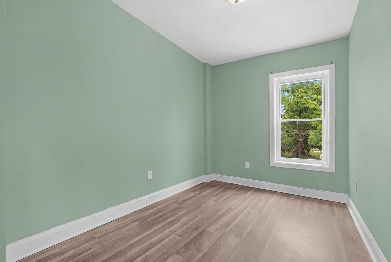 3003 W Garrison Ave - Photo 7 of 24