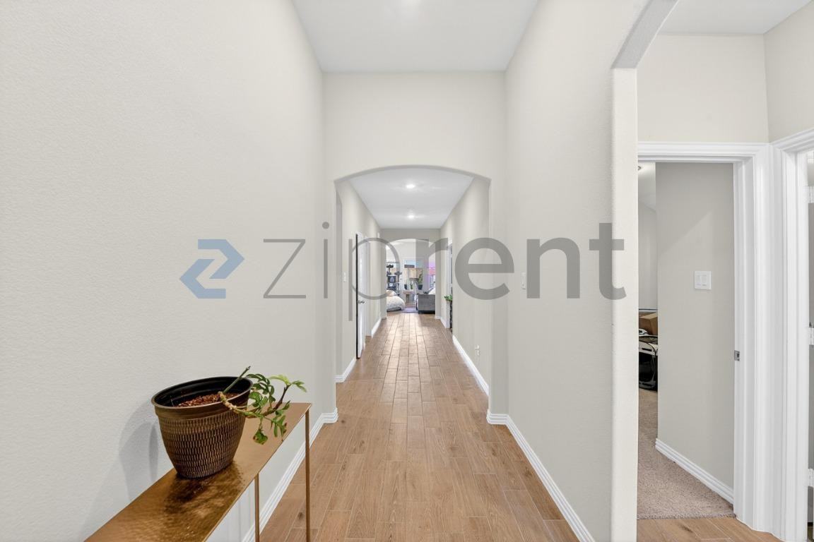 3853 Pearlwood Rd - Photo 5 of 24