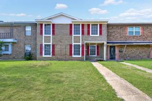 2207 Montclair Dr - Photo 1 of 1