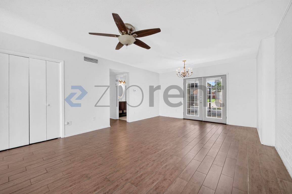 2207 Montclair Dr - Photo 6 of 27