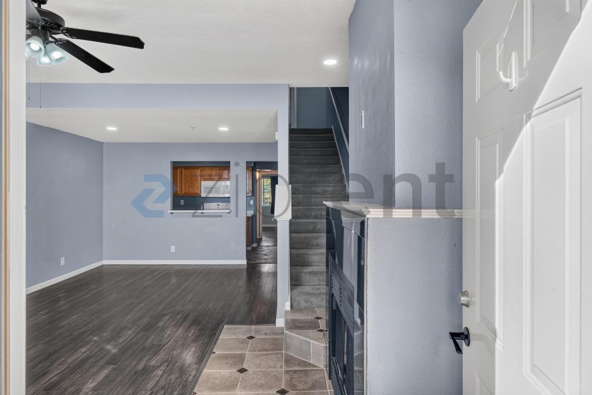3443 Wells Rd - Photo 7 of 33