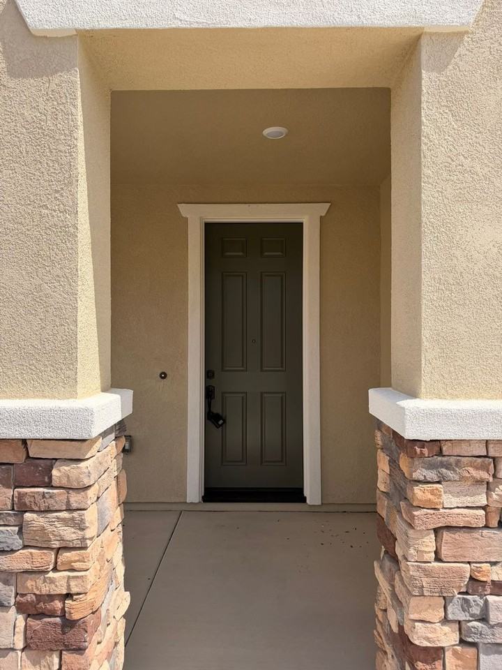 12629 Hereford Ave - Photo 4 of 37