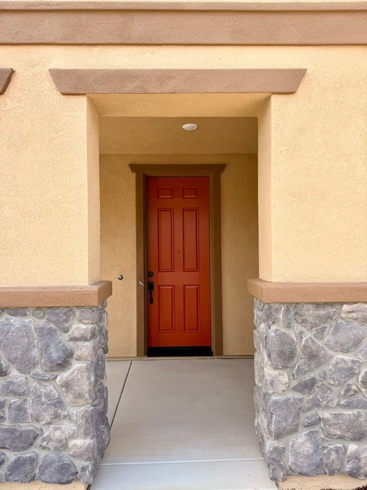 12620 Hereford Ave - Photo 5 of 32