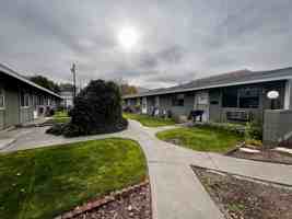 featured image of 1419 1419 -1423 Meade Ave
