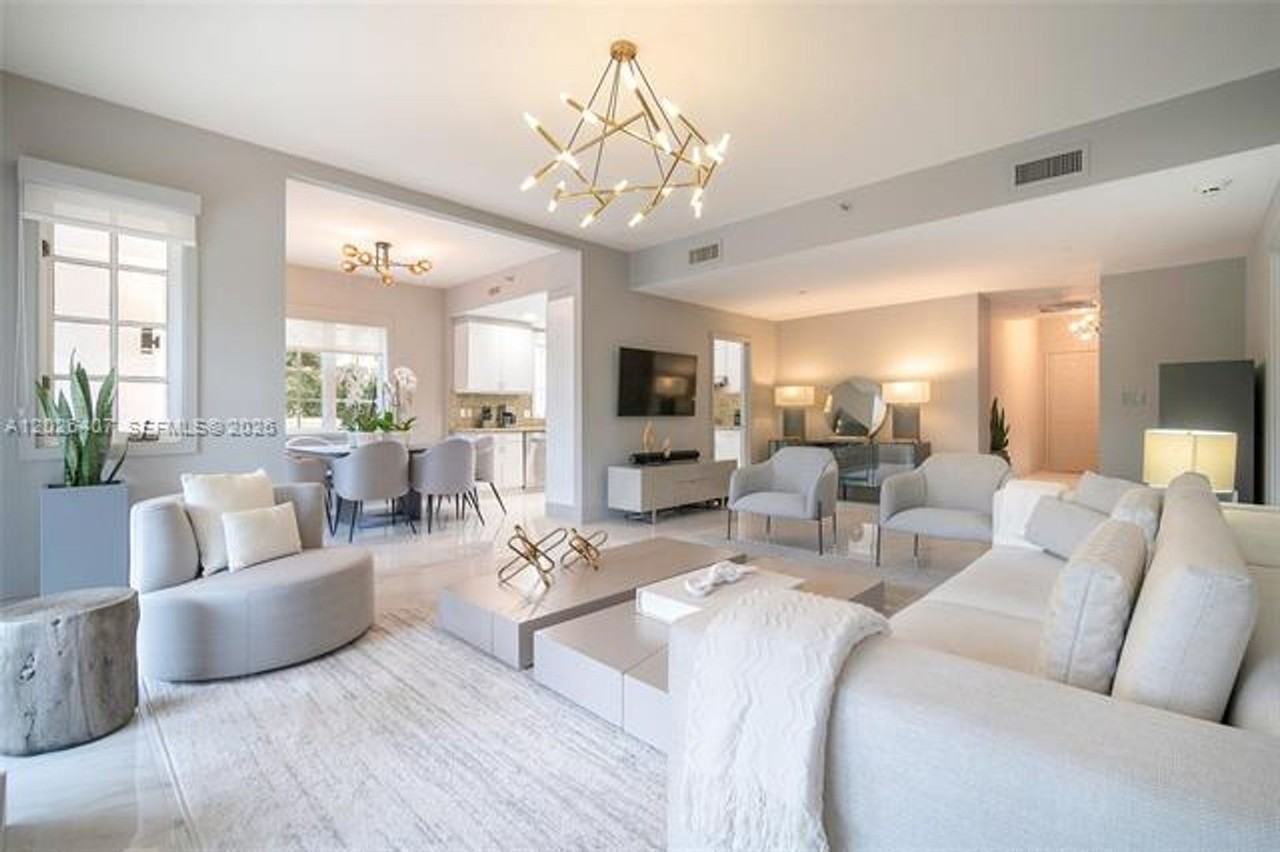 19211 Fisher Island Dr - Photo 2 of 30