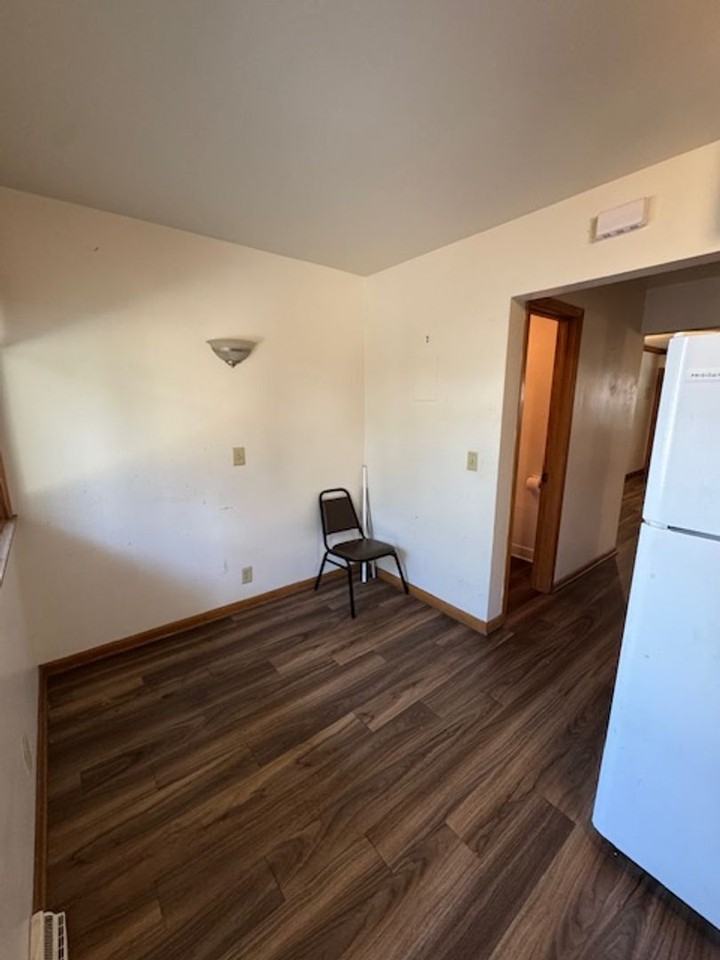 816 - Photo 3 of 12