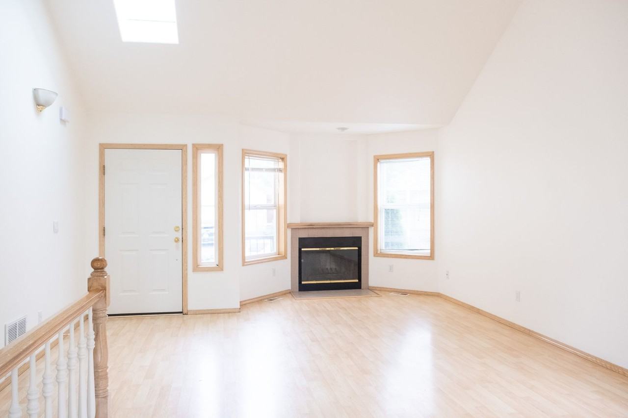 11320 Sw Clifford St - Photo 3 of 35