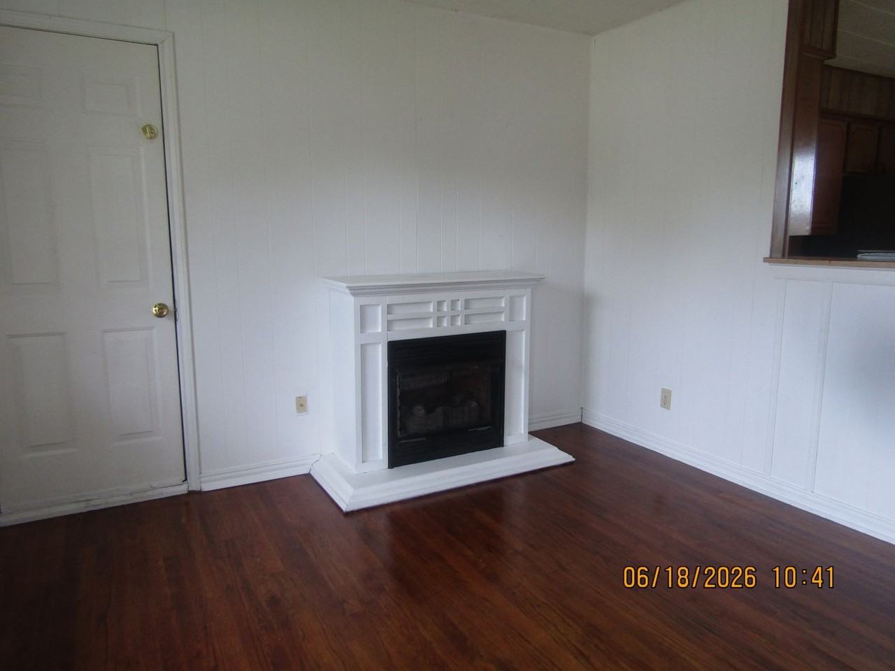 1713 Nw Ozmun Ave - Photo 2 of 11