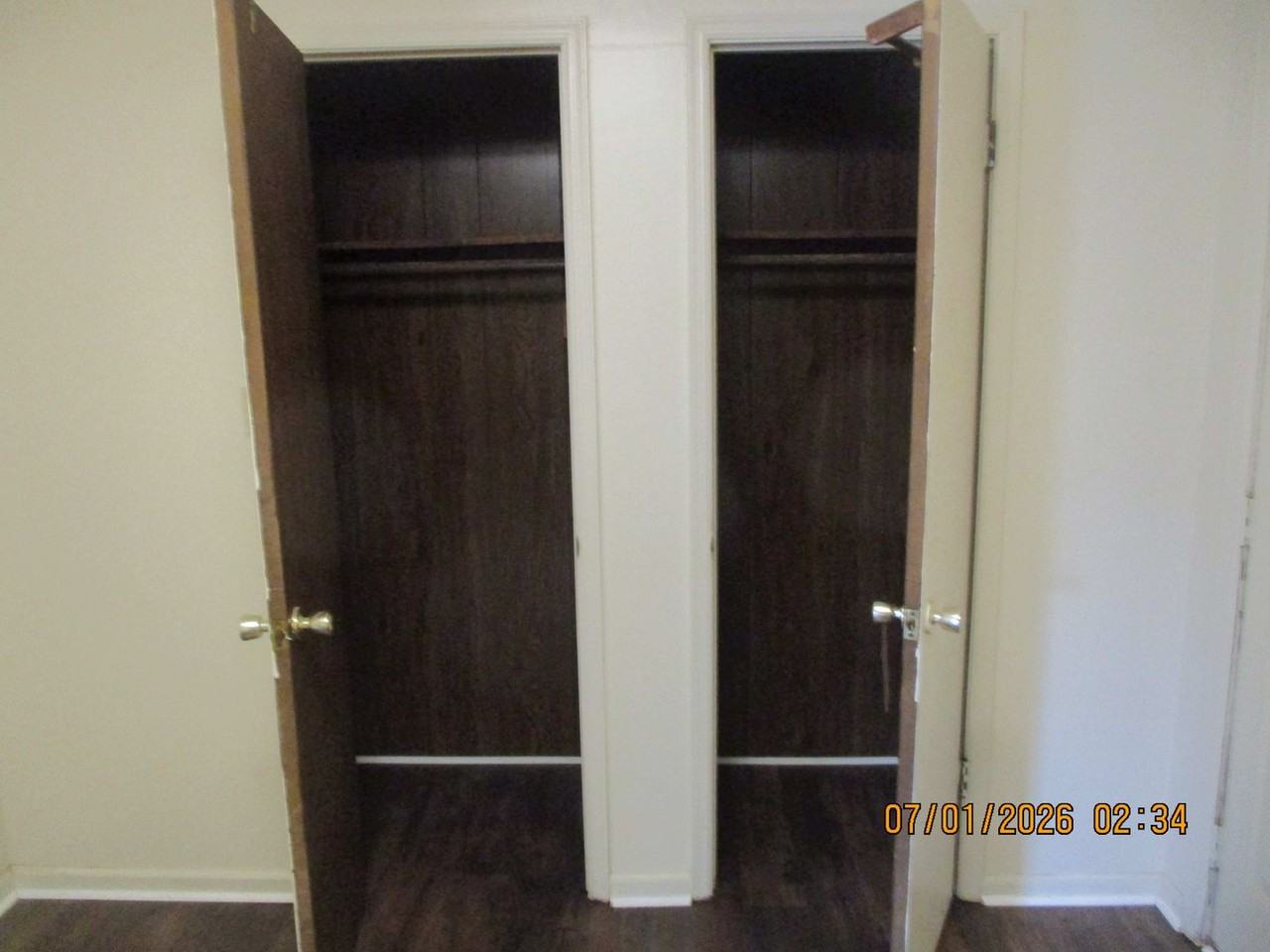 1704B W Whitney Ave - Photo 2 of 6