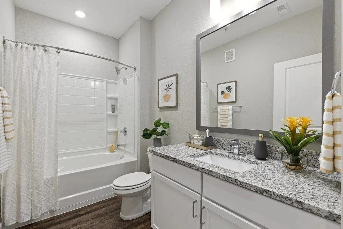 The Grove Apartments - Photo 5 of 21