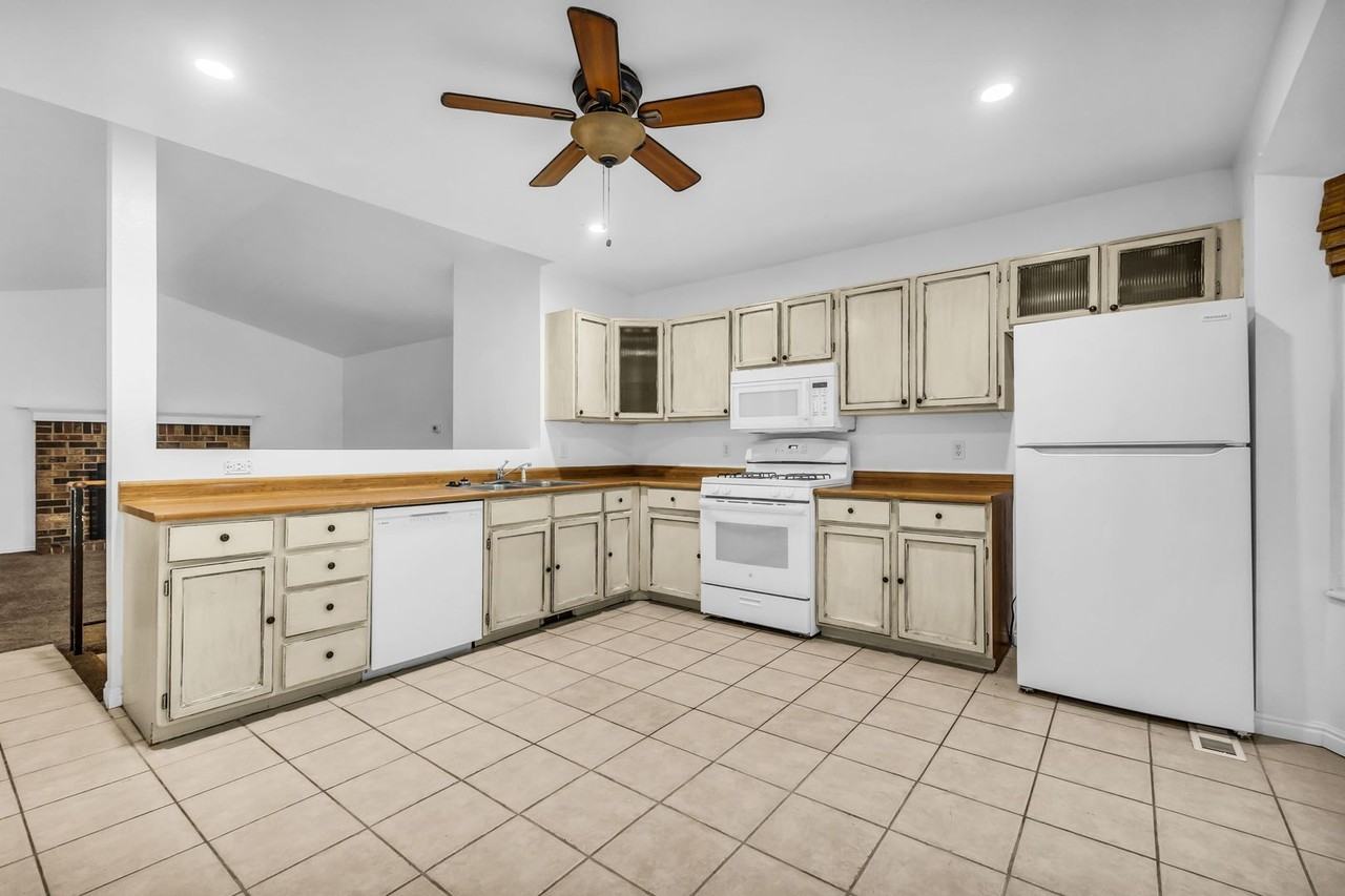 879 Rice Cir - Photo 6 of 27