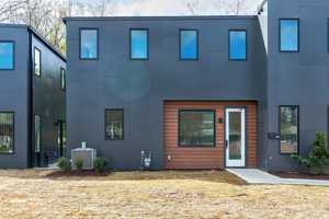 featured image of 2161 Mayview Rd