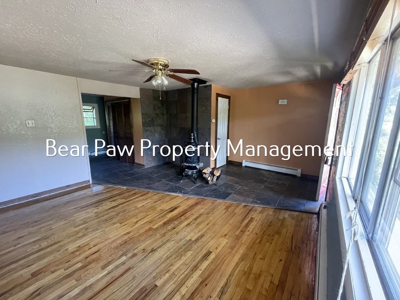 26132 Center Dr Uppr - Photo 2 of 15