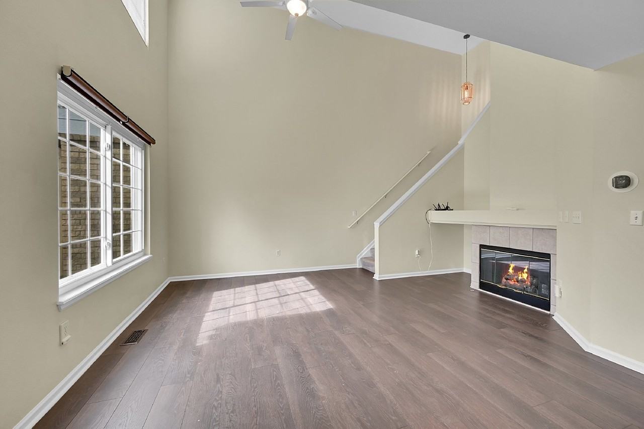 1097 W 112th Ave #B - Photo 5 of 31