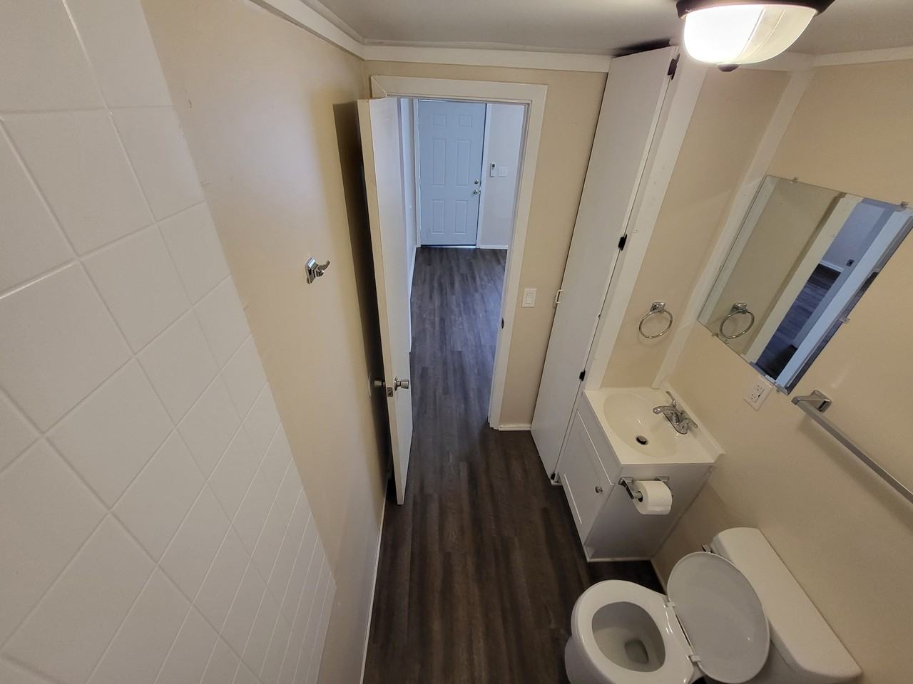 105 Baxter St - Photo 6 of 22
