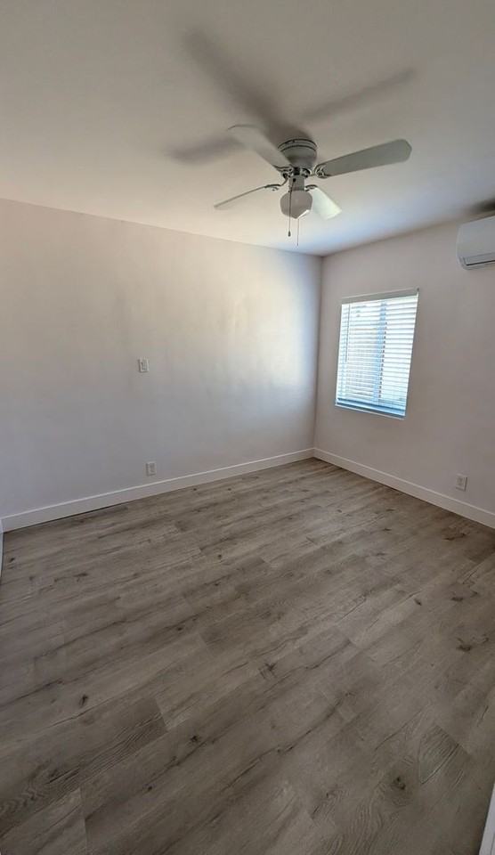 275 Dahlia Ave - Photo 7 of 15