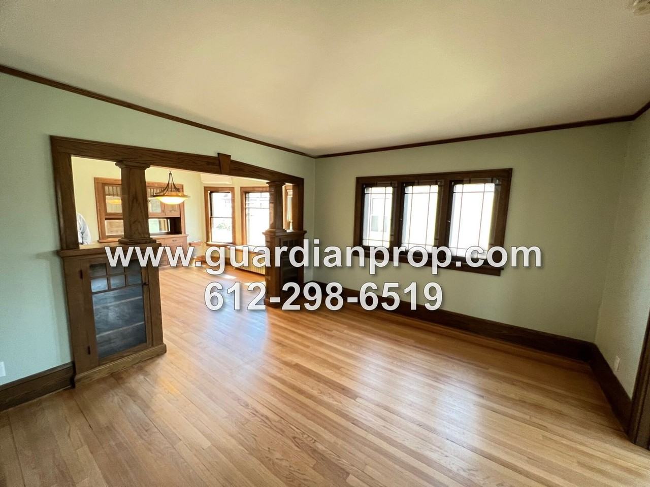 104 Snelling Ave N #106UPPER - Photo 2 of 16