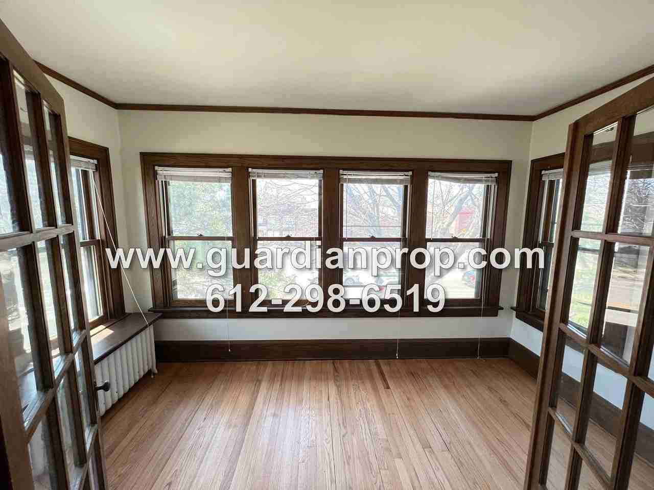 104 Snelling Ave N #106UPPER - Photo 6 of 16