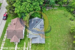 featured image of 1205 Pinehurst Ave