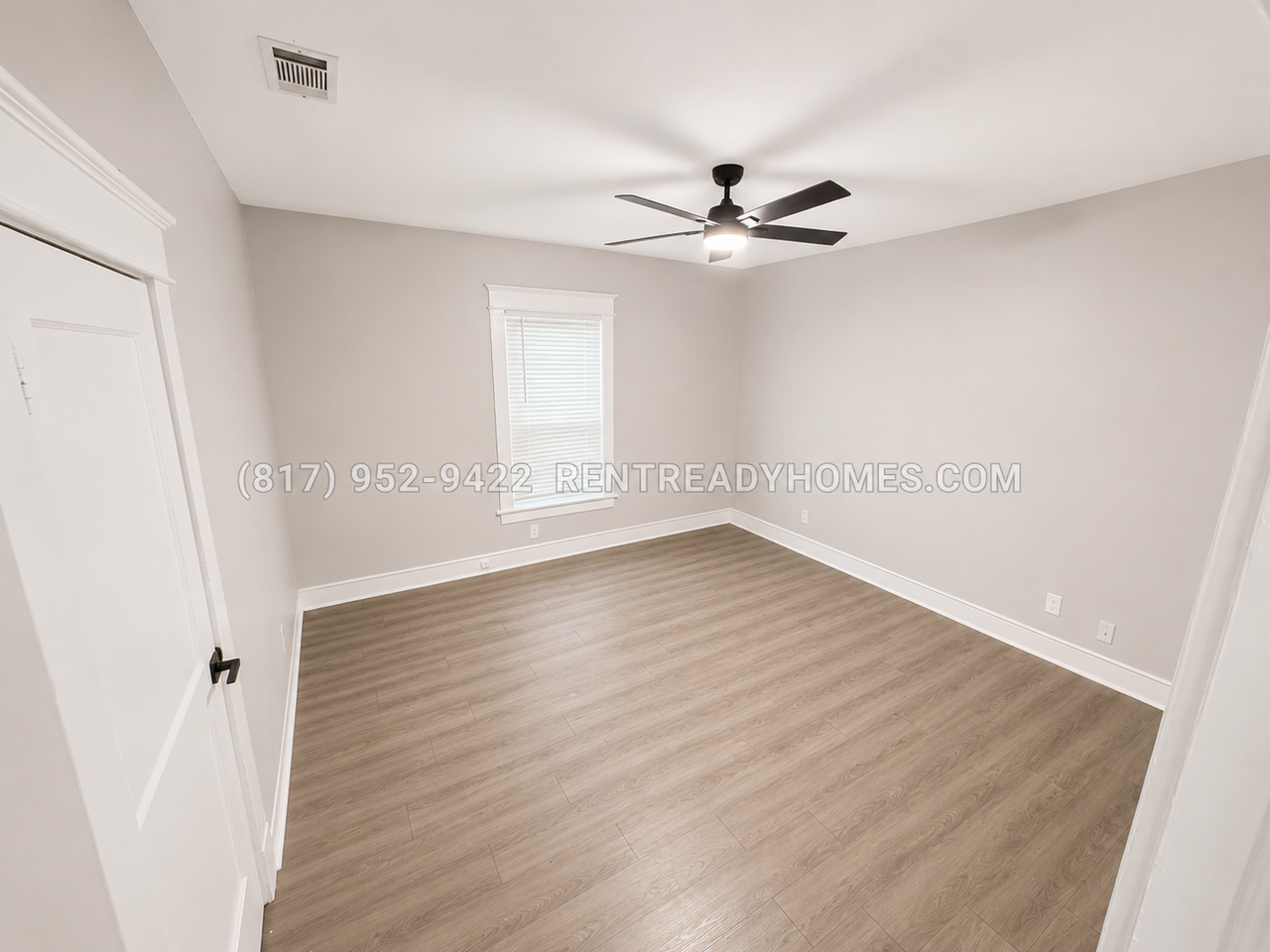 1022 E Allen Ave - Photo 5 of 7