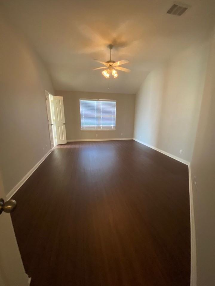 617 Kingston Lacy Blvd - Photo 6 of 10