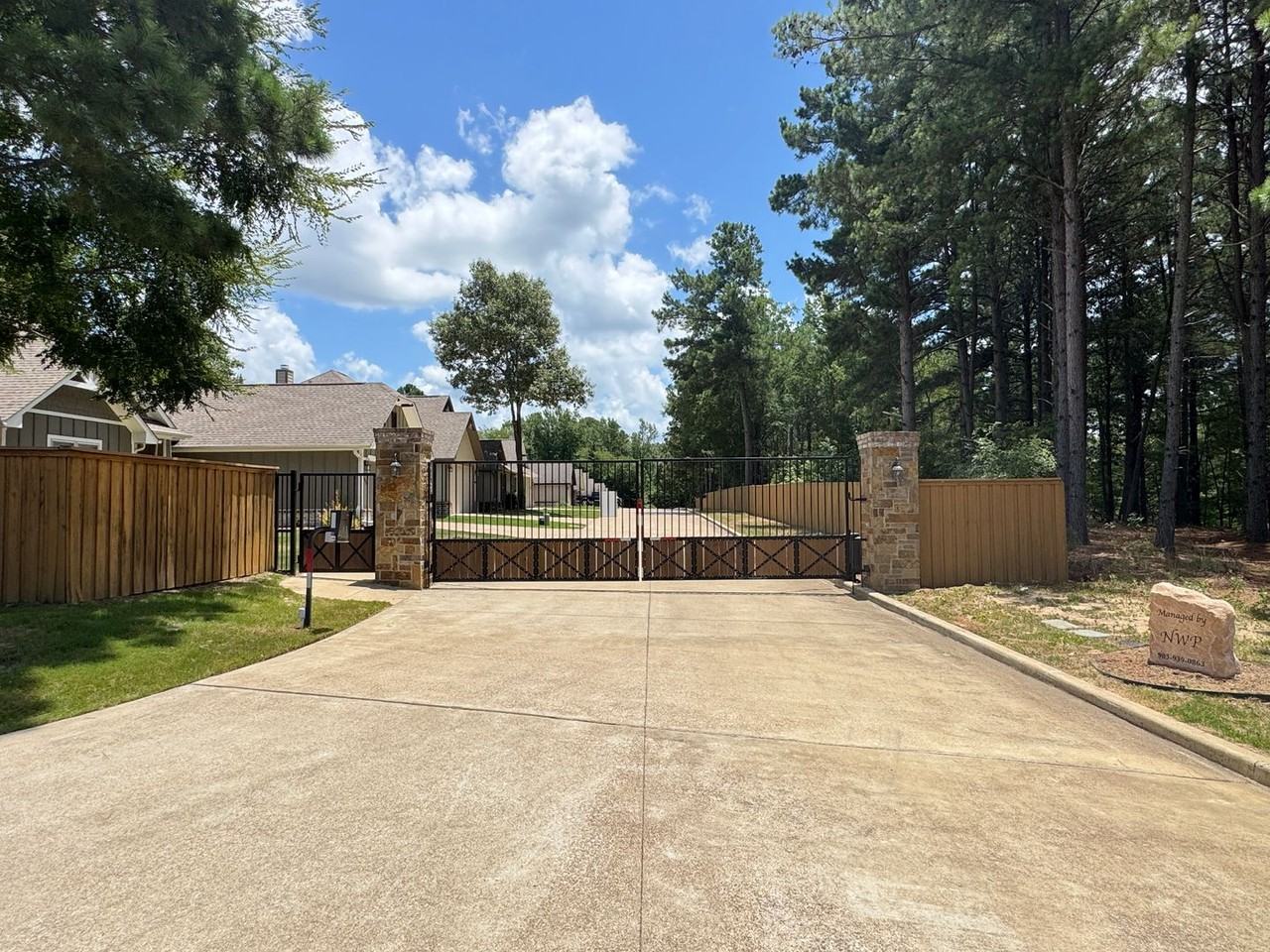 3945 Old Omen Rd - Photo 3 of 28