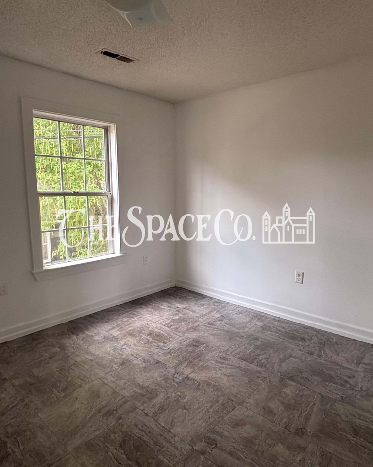 3000 Chicora Ave #4 - Photo 3 of 13