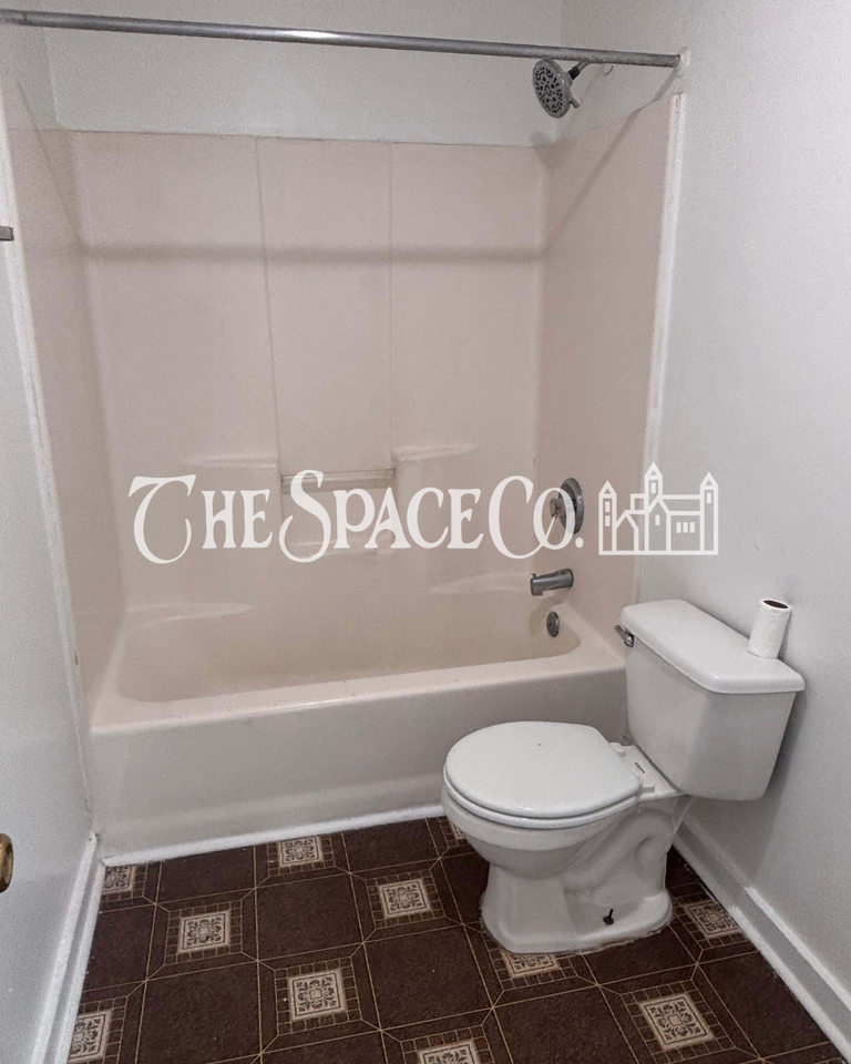 3000 Chicora Ave #4 - Photo 4 of 13