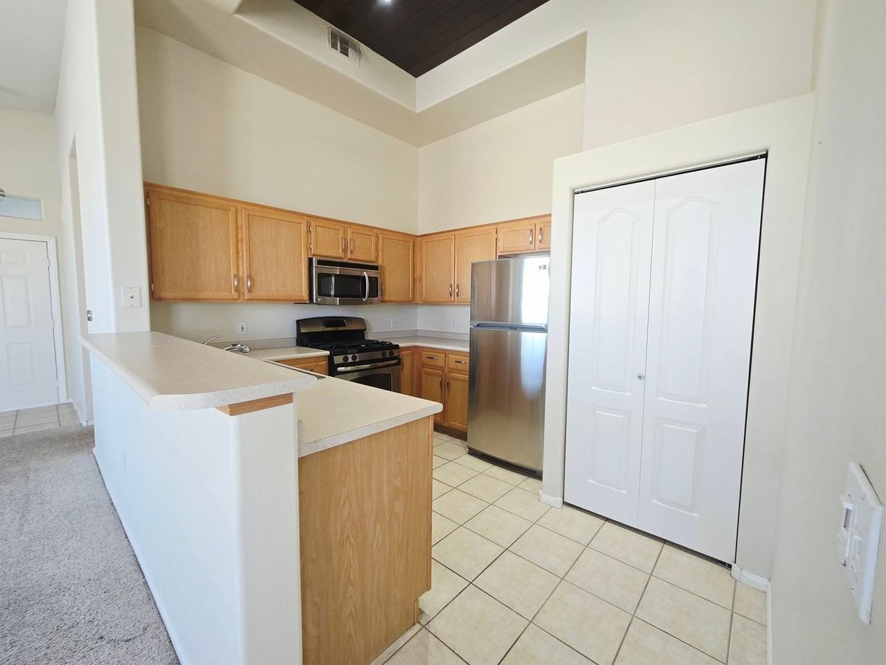 700 Carnegie St #222 - Photo 6 of 19