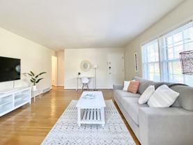 1423 Everett Ave Apt 1 #Apt 1 - Photo 1 of 1