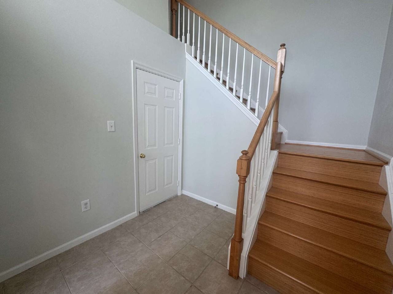 9462 Bay Front Dr - Photo 3 of 24