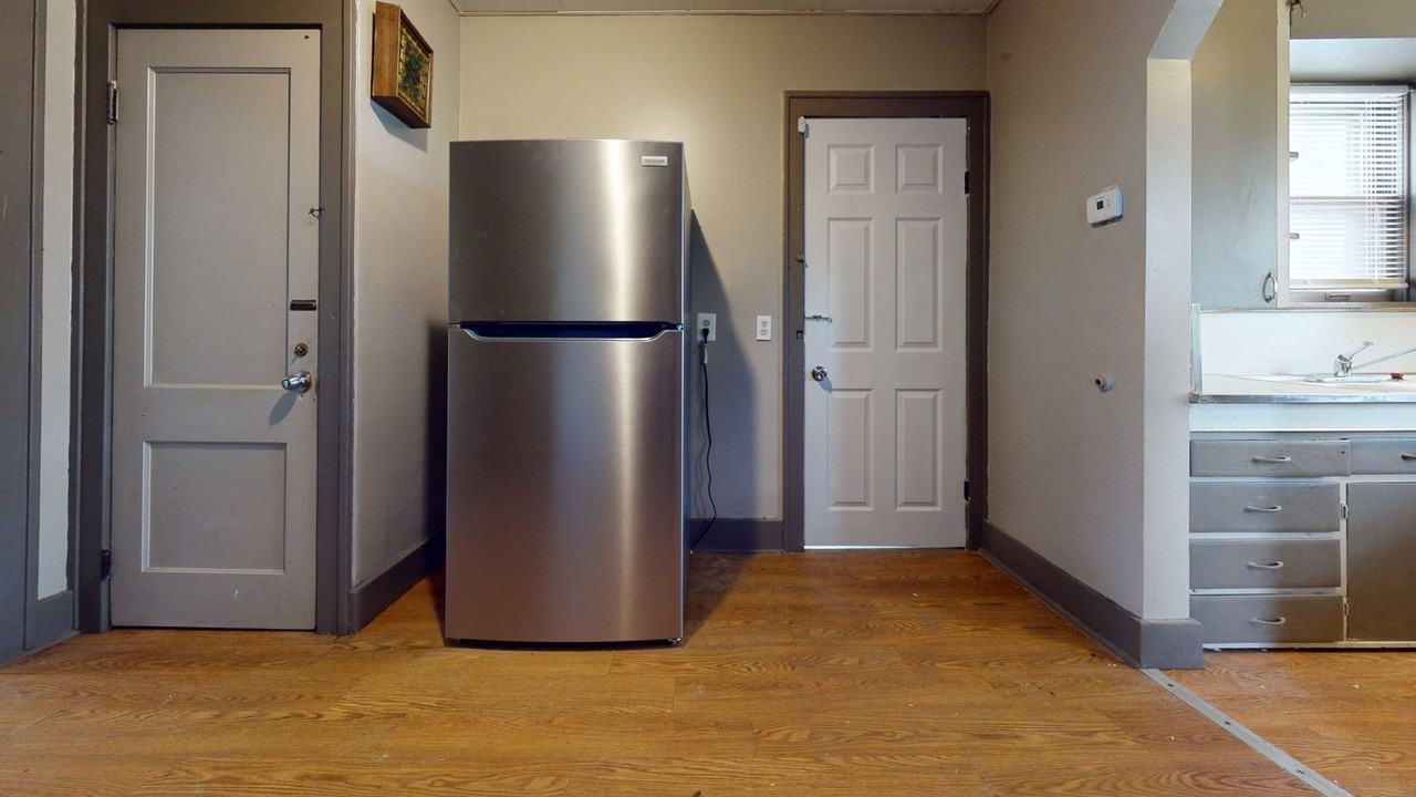 11442 Jackson - Photo 3 of 18
