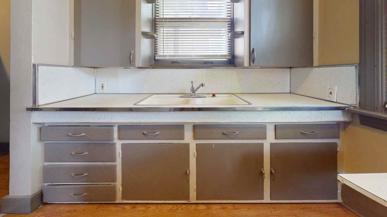 11442 Jackson - Photo 4 of 18