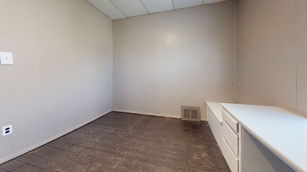11442 Jackson - Photo 6 of 18