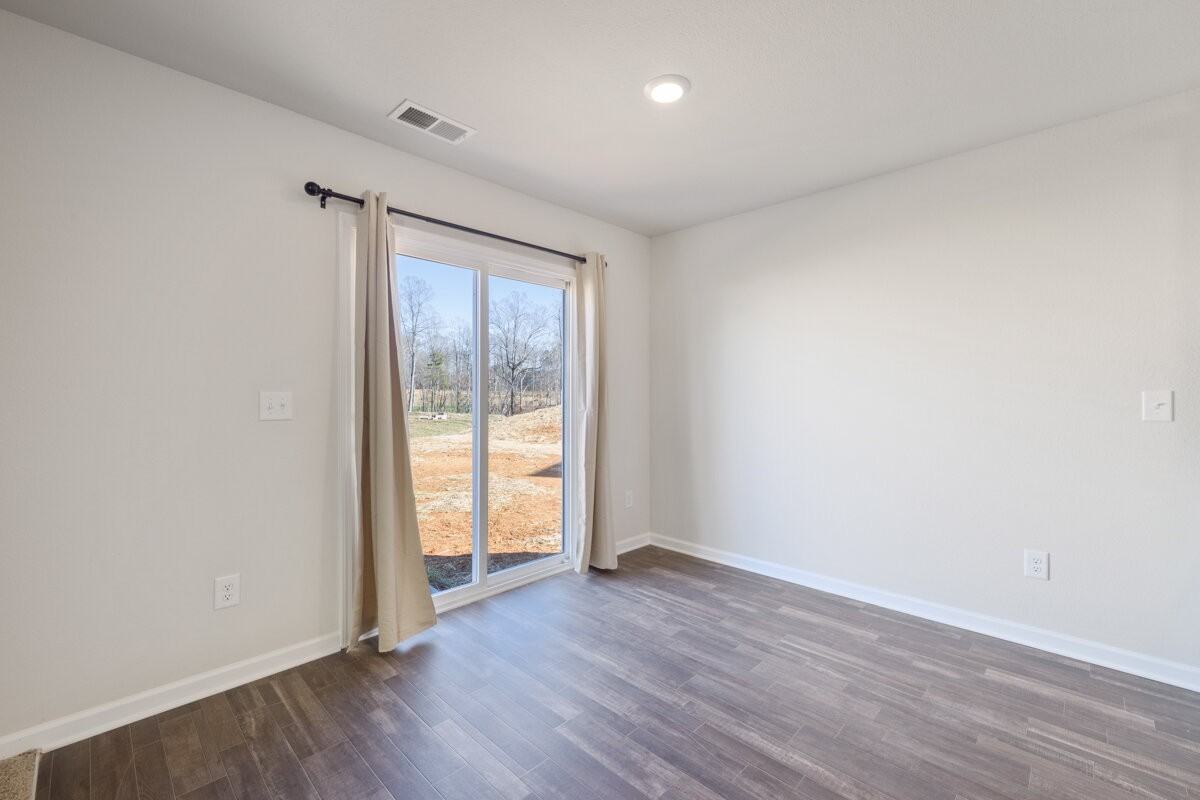 4042 Meredith Woods Ln - Photo 5 of 21