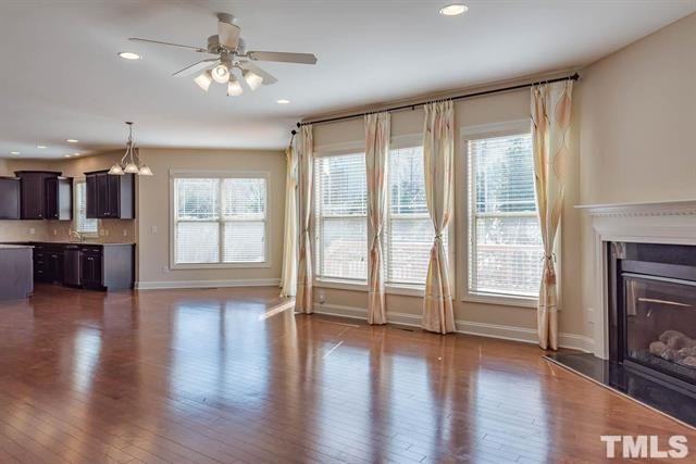 726 Weavers Ridge Dr - Photo 4 of 21