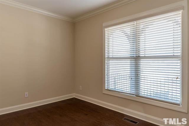 726 Weavers Ridge Dr - Photo 6 of 21