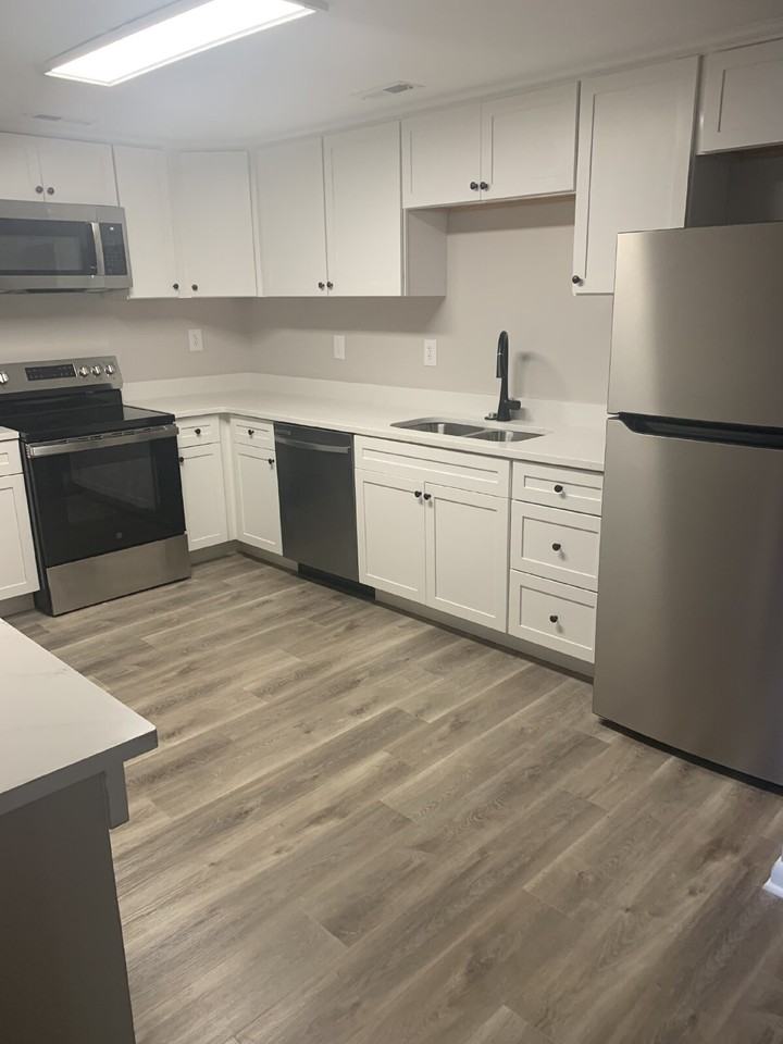 1118 Gunn Ave Unit B - Photo 5 of 10