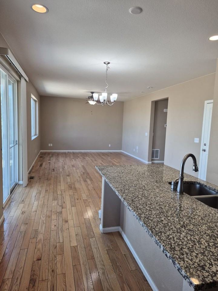 7176 Mountain Spruce Dr - Photo 5 of 17
