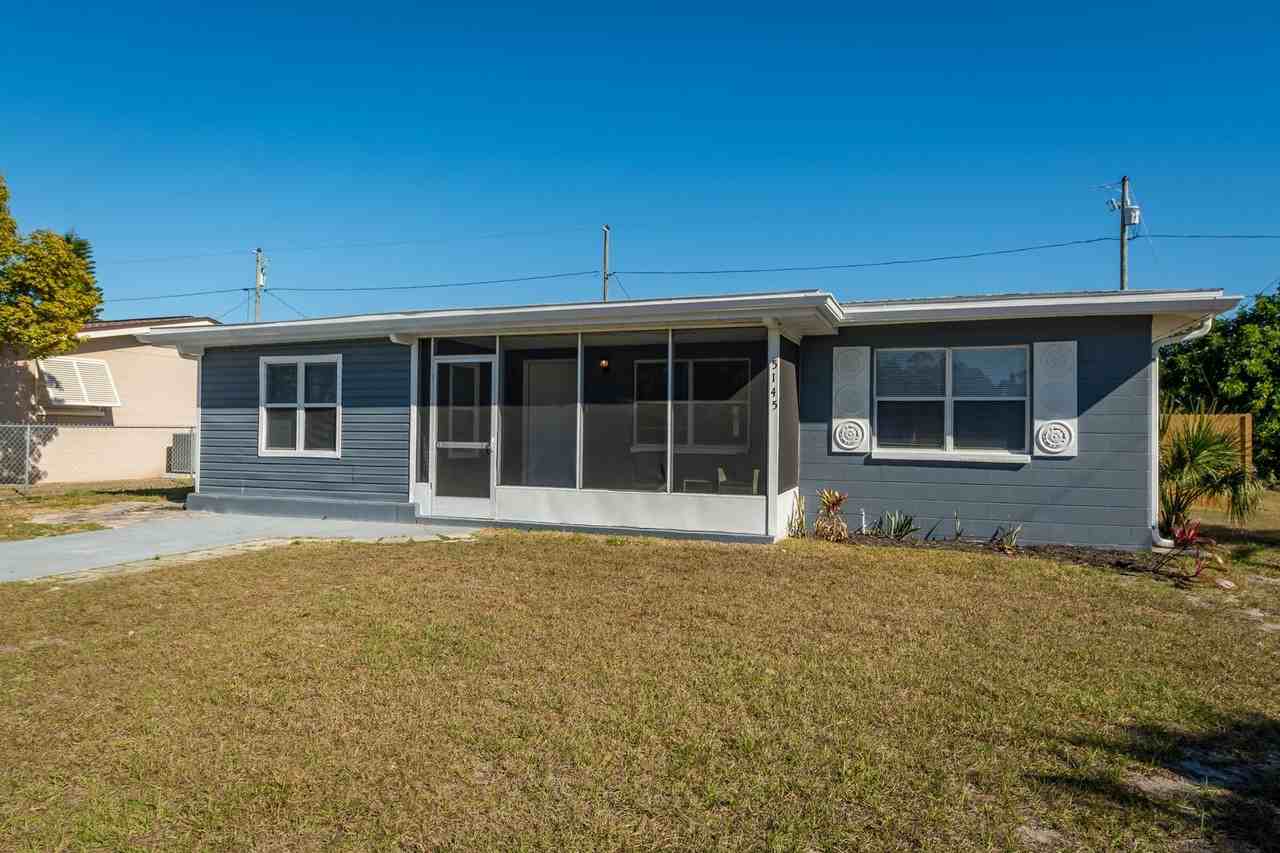 5145 104th Way N - Photo 2 of 33