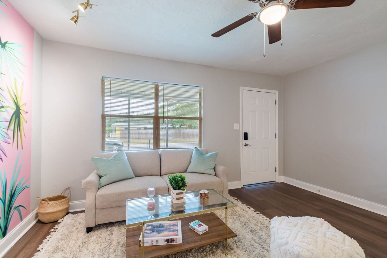 5145 104th Way N - Photo 6 of 33