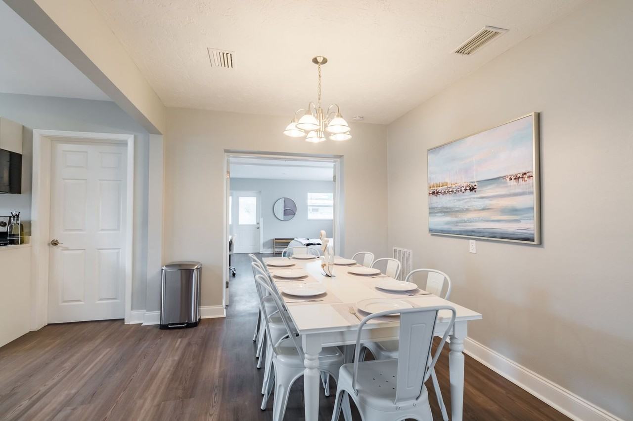 5145 104th Way N - Photo 7 of 33