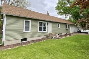 featured image of 1317 S Diamond Lake Rd