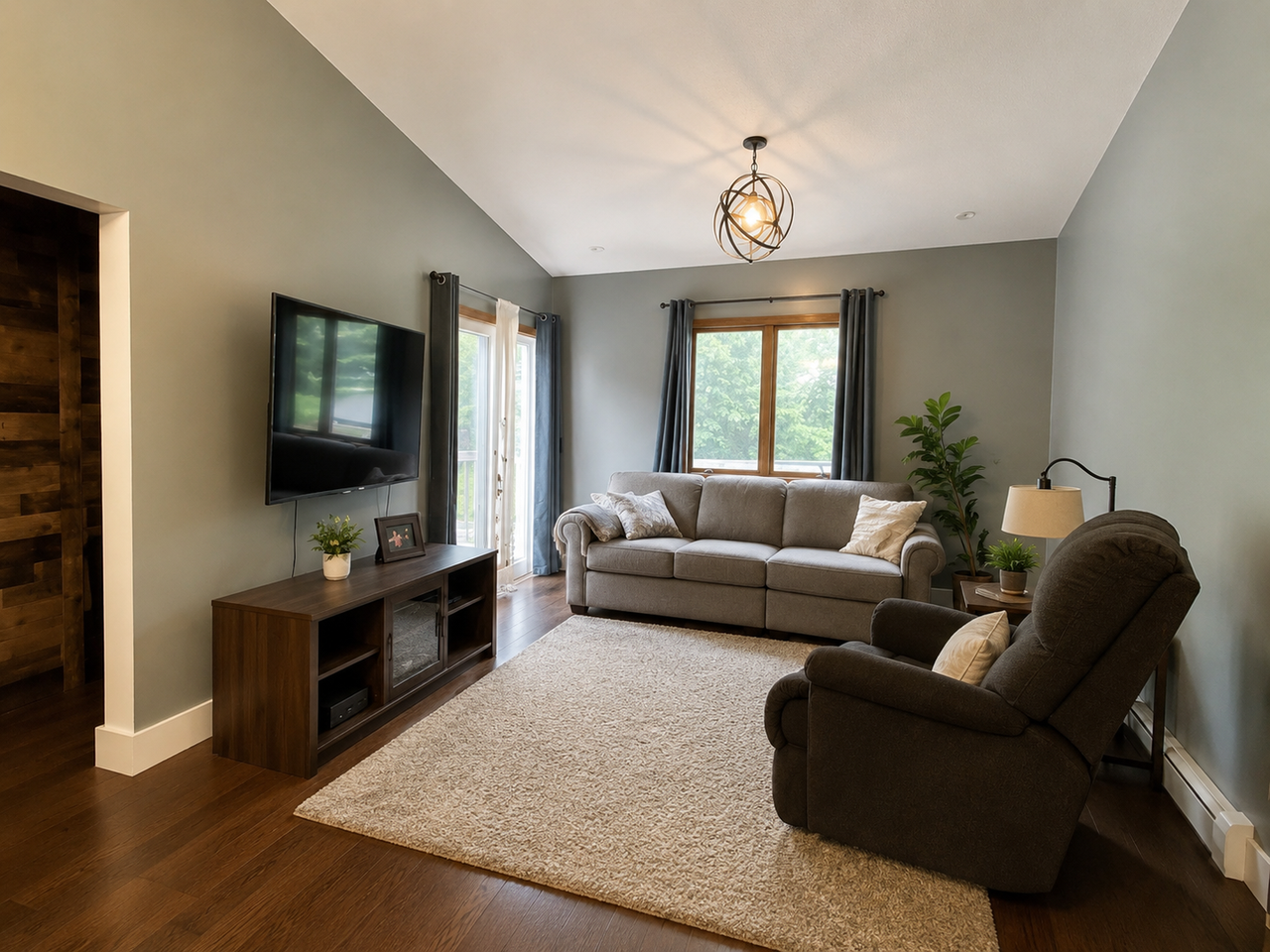 1317 S Diamond Lake Rd - Photo 2 of 12
