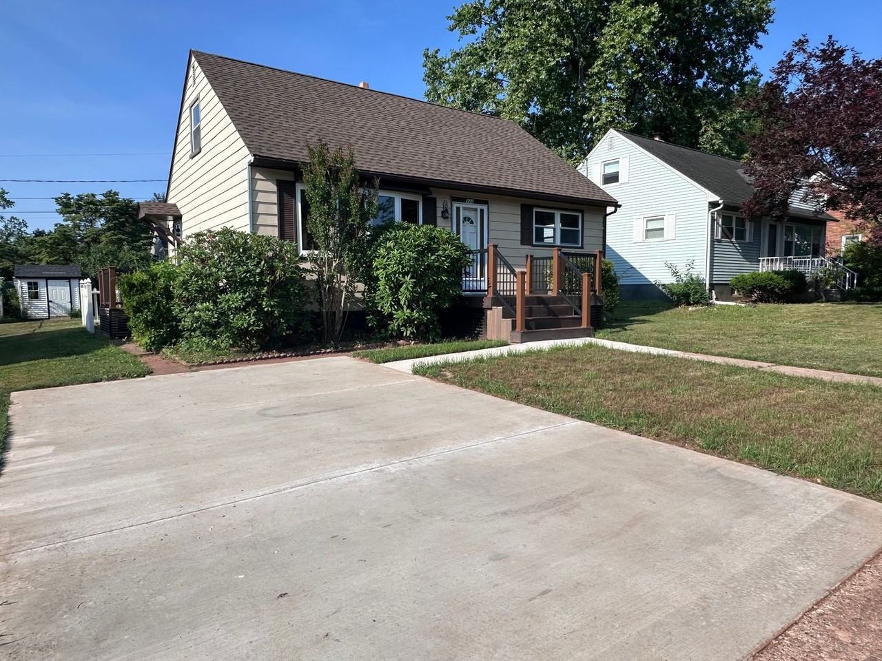 122 E Roosevelt Ave - Photo 2 of 32