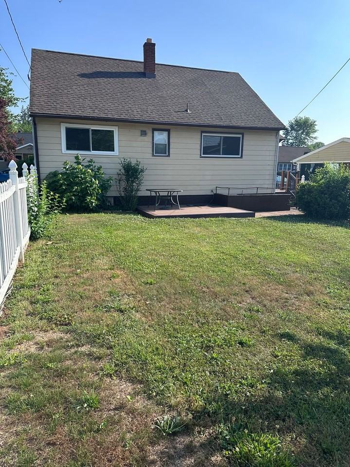 122 E Roosevelt Ave - Photo 4 of 32