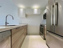9940 W Bay Harbor Dr Unit 3bn - Photo 1 of 1