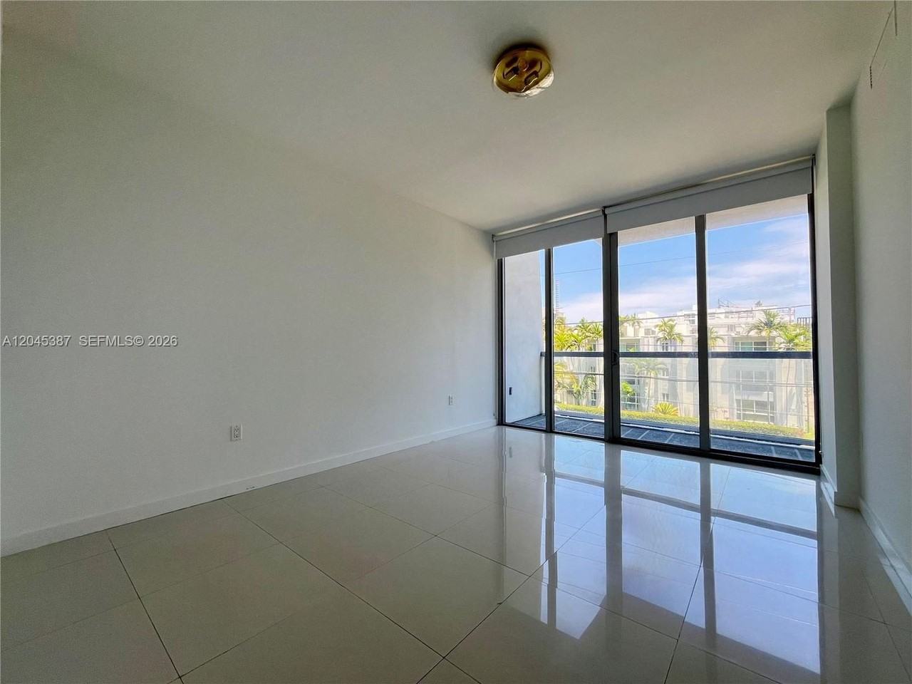 9940 W Bay Harbor Dr Unit 3bn - Photo 3 of 10