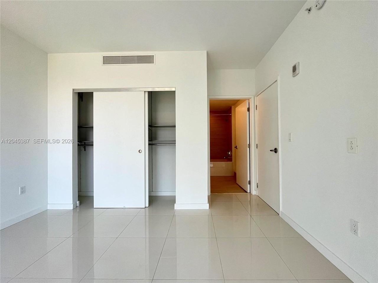 9940 W Bay Harbor Dr Unit 3bn - Photo 5 of 10
